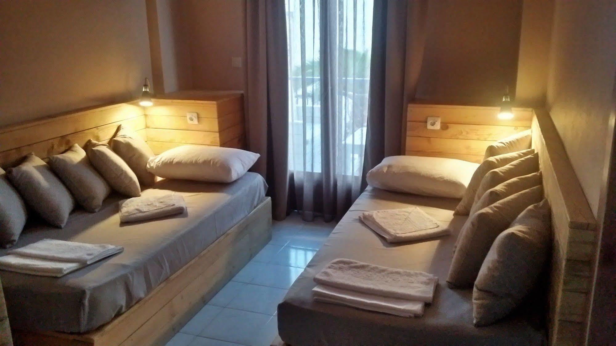 Anemos Hotel Полихроно Экстерьер фото
